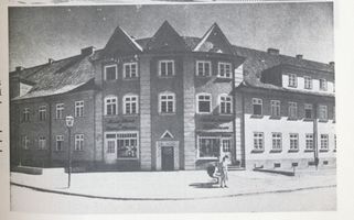 Königsberg (Pr.), Stadtkreis Königsberg Stägemannstraße Königsberg, Amalienau, Stägemannstraße, Ecke Zeppelinstraße mit Damen- und Herren Frisiersalon Königsberg, Stadtteil Amalienau