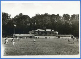 Insterburg, Stadt, Stadtkreis Insterburg Insterburg, Sportplatz mit Sportparkrestaurant III Insterburg, Sportparkgelände