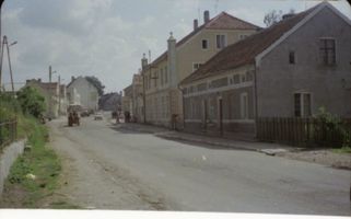 Schlobitten, Ort mit Schloß und Oberförsterei, Kreis Preußisch Holland Schlobitten??, Straßenansicht II 