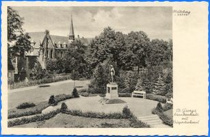 Heilsberg Kr. Heilsberg, Stadt, Kreis Heilsberg Heilsberg Kr. Heilsberg, St. Georgskrankenhaus mit Kriegerdenkmal 