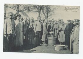 Erster Weltkrieg, Gefangene Russen bei der Essen-Verteilung Erster Weltkrieg