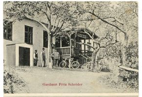 Kreuzingen, Kreis Elchniederung Kreuzingen fr. Groß Skaisgirren, Gasthaus Fritz Schröder 