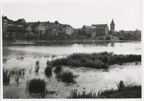 Marienburg, Westpr., Kreis Marienburg Marienburg, Stadtansicht über die Nogat 