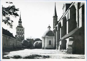 Frauenburg, Kreis Braunsberg Frauenburg, Dom mit Glockenturm und Szembeksche Kapelle Фрауэнбург, собор с колокольной башней и капеллой Шембека