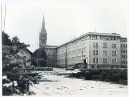 Allenstein, Stadtkreis Allenstein Allenstein, Herz Jesu Kirche und Kopernikus-Schule II Allenstein, Schulen