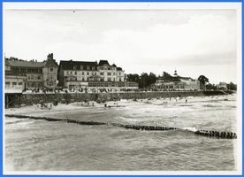Cranz Kr. Samland, Ort, Kreis Samland Cranz Kr. Samland, Strand mit Hotel zum Elch, Strandhotel und Schloß am Meer 