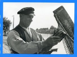 Gilge, Kreis Labiau Gilge, Haff-Fischer beim Netzetrocknen II 