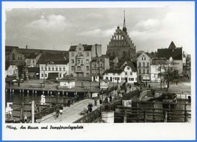 Elbing, Stadt, Stadtkreis Elbing Elbing, Dampferanleplatz am Elbingfluß mit St. Marienkirche Эльбинг, пароходная пристань на реке Эльбинг у церкви Св. Марии