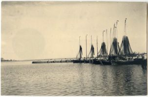 Rossitten Kr. Samland, Kreis Samland Rossitten Kr. Samland, Hafen, Kurenkähne II Rossitten Kr. Samland, Ein Rundgang durch den Ort und die Umgebung