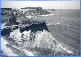 Klein Kuhren, Kreis Samland Klein Kuhren. Blick auf den Wachtbudenberg, Klein Kuhren und Brüsterort II Samländische Steilküste