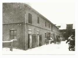 Tilsit, Stadt, Stadtkreis Tilsit Hohe Straße 89 Tilsit, Hohe Str., Kurzwaren-Großhandlung, Innenhof I ?? Tilsit, nicht verortete Bildmotive