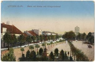 Lötzen, Stadt, Kreis Lötzen Lötzen, Markt mit Kirche und Kriegerdenkmal 