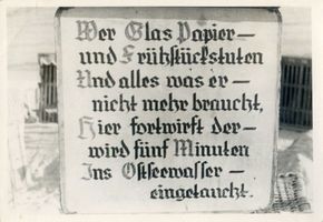 Cranz Kr. Samland, Ort, Kreis Samland Cranz Kr. Samland, Originelles Warnschild am Badestrand II 