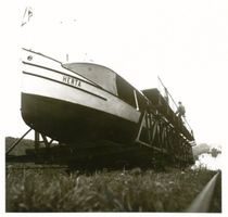  Oberländischer Kanal, Motorschiff  Herta  auf der geneigten Ebene V Oberlandkanal