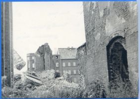 Braunsberg Kr. Braunsberg, Kreis Braunsberg Braunsberg, Kath. Pfarrkirche, Seitenschiff - Ruine Ostpreußen, Zweiter Weltkrieg und das Ende