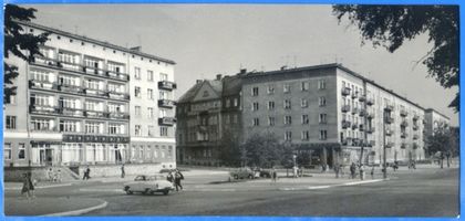 Allenstein, Stadtkreis Allenstein Allenstein, Straße mit Neubauten - Allee der Polnischen Armee 