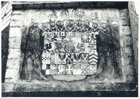 Königsberg (Pr.), Stadtkreis Königsberg Königsberg (Pr.), Schloßhof,  Allianz-Wappen  über dem Eingang Königsberg, Schloß