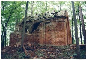 Doben Kr. Angerburg, Kreis Angerburg Doben Kr. Angerburg, Ruine der Gruftkapelle III 