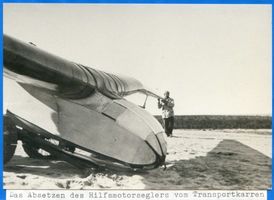 Rossitten Kr. Samland, Kreis Samland Rossitten Kr. Samland, Absetzen des Hilfsmotorseglers vom Transportkarren 