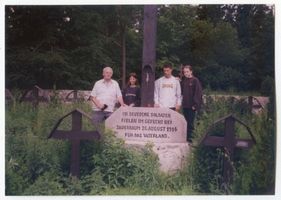 Sauerbaum, Kreis Rößel Sauerbaum, Heldenfriedhof II 