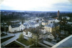 Friedland (Ostpr.), Kreis Bartenstein Friedland (Правдинск), Ortsansicht in südöstlicher Richtung mit Wasserturm II 