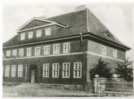 Fließdorf, Kreis Lyck Fließdorf Kr. Lyck, (vormals Jucha) Schule Флисдорф, округ Лык, (бывшая Юха), школа