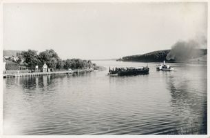 Nikolaiken Kr. Sensburg, Kreis Sensburg Nikolaiken Kr. Sensburg, Dampfer vor der Anlegestelle Николаикен, р-н Зенсбург, пароход у пристани