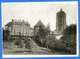 Braunsberg Kr. Braunsberg, Kreis Braunsberg Braunsberg, Ostpr., Kath. Pfarrkirche und Wehrturm II 