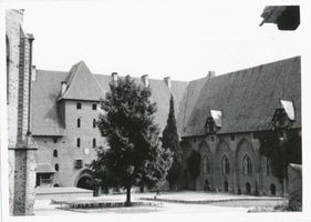 Marienburg, Westpr., Kreis Marienburg Marienburg i. Westpr., Hof in der Marienburg - Mittelschloß II Мариенбург в Западной Пруссии, двор в Мариенбурге — Средний замок, II
