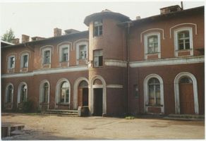 Metgethen, Ort und Bahnstation, Stadtkreis Königsberg Seeweg 1 Metgethen, Bahnhof, Eingangsseite Seeweg Metgethen, Häuser früher und heute