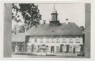 Trakehnen, Kreis Ebenrode Trakehnen, Schloss (Landstallmeisterhaus) 