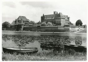 Marienburg, Westpr., Kreis Marienburg Marienburg i. Westpr., Die Marienburg von der Nogatseite XIX Marienburg, Schloß