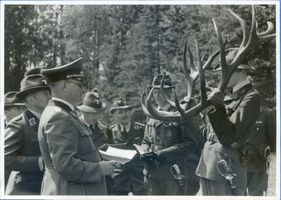 Reichsjägerhof, Kreis Goldap Reichsjägerhof,  Stangenparade  Имперский охотничий двор, «Парад древков»