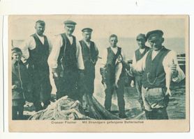 Cranz Kr. Samland, Ort, Kreis Samland Cranz, Cranzer Fischer, Mit Strandgarn gefangene Butterlachse Kurische Nehrung, Fischerei