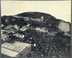 Balga, Kreis Heiligenbeil Balga, Burgruine und Dorf, Luftbild 
