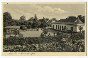 Godnicken, Kreis Samland Godnicken, Gaststätte  Zum grünen Jäger , Terassengarten mit Saal 