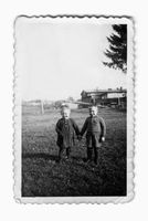 Kuckerneese, Ort, Kreis Elchniederung Holzstraße 2 Kuckerneese, Holzstraße 2, die Geschwister Hannelore und Gerhard Bogdahn 