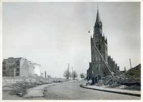 Lyck, Stadt, Kreis Lyck Lyck, Zerstörte Straße mit Evang. Kirche Ostpreußen, Zweiter Weltkrieg und das Ende