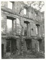 Schlobitten, Ort mit Schloß und Oberförsterei, Kreis Preußisch Holland Schlobitten, Schlossruine Шлобиттен, руины замка