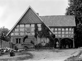 Güldenboden Kr. Mohrungen, Kreis Mohrungen Güldenboden Kr. Mohrungen, Vorlaubenhaus vom Typ  Marschland - Seitenansicht 