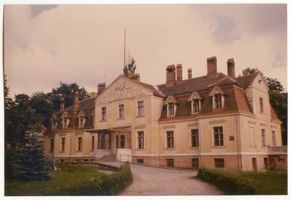 Cadinen, Kreis Elbing Cadinen, Schloß, Vorderansicht IV Cadinen, Schloß