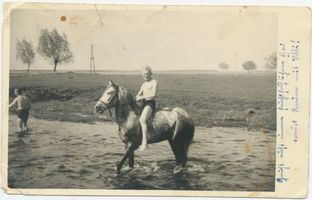 Millau, Kreis Lyck Millau, Ulli ?? und französischer Kriegsgefangener André Миллау, Улли ?? и французский военнопленный Андре