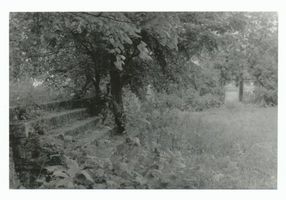 Grabnick Kr. Lyck, Ort, Kreis Lyck Grabnick Kr. Lyck, Reste des Kaisersteines vor Grabnick Грабник, Лыкский уезд, остатки Кайзерского камня перед Грабником