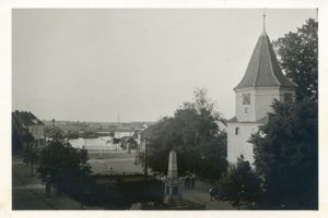 Labiau, Kreis Labiau Labiau, Schlossturm und Kriegerdenkmal VII Labiau, Schloss