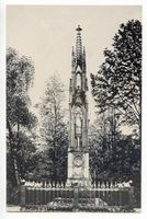 Preußisch Eylau, Kreis Preußisch Eylau Preußisch Eylau, Denkmal zur Erinnerung an die Schlacht bei Pr. Eylau im Jahre 1807 III 