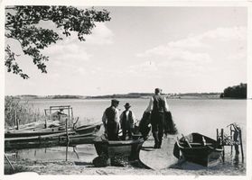  Mauersee, Maränenfischer auf der Insel Kadlupka Masurische Seen