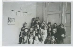 Metgethen, Ort und Bahnstation, Stadtkreis Königsberg Metgethen, Kindergarten, Jahrgang 1930/31 Метгетен, детский сад, возраст 1930/31