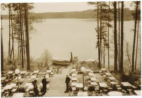 Niedersee, Kreis Sensburg Niedersee, Kurhaus Rudczanny, Blick von der Terrasse II 