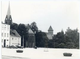 Allenstein, Stadtkreis Allenstein Fischmarkt Allenstein, Fischmarkt, Blick auf Evang. Kirche, Schloß und Garnisonskirche Allenstein, Schloß