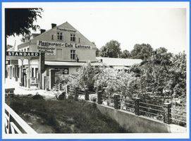 Brandenburg (Frisches Haff), Kreis Heiligenbeil Brandenburg, Köllmischer Krug mit Tankstelle II 
